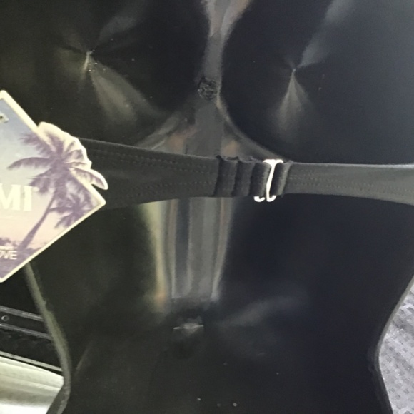 Super Sexy Strappy Top! Last One !! - Picture 4 of 4